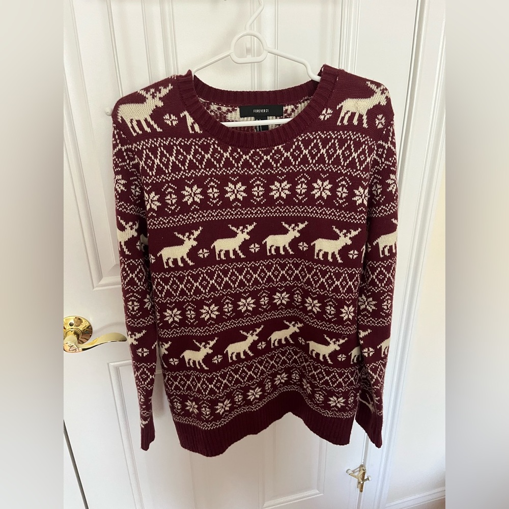 Forever 21 christmas sweater burgundy